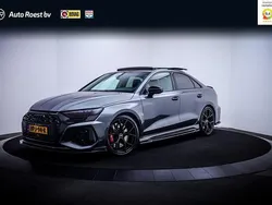 Grijs Gebruikt 2022 Audi RS3 S-Line Hatchback | € 69.950 (Iets duurder)