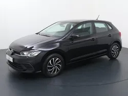 Zwart Gebruikt 2022 VW Polo Life Hatchback | € 18.540 (Eerlijke prijs)