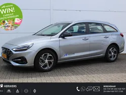 Grijs, metallic lak Gebruikt 2023 Hyundai i30 Comfort Stationwagen | € 21.835 (Eerlijke prijs)