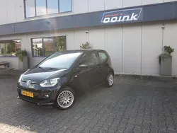 Zwart Gebruikt 2013 VW up! move up! Hatchback | € 2.950 (Goede deal)