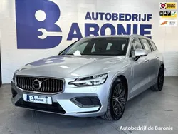 Grijs Gebruikt 2020 Volvo V60 R-Design Stationwagen | € 24.995 (Eerlijke prijs)