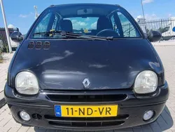 Zwart Gebruikt 2003 Renault Twingo Hatchback | € 2.900