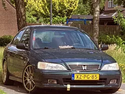 Gebruikt 1999 Honda Accord LS Sedan | € 2.500