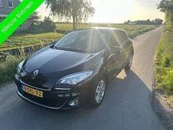 Zwart Gebruikt 2012 Renault Mégane III Hatchback | € 3.999 (Eerlijke prijs)