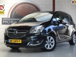 Zwart Gebruikt 2017 Opel Meriva MPV | € 11.880 (Eerlijke prijs)