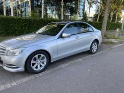 Grijs Gebruikt 2012 Mercedes C180 Business Sedan | € 10.000 (Goede deal)