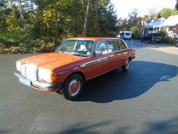 Oranjeenglischrot Gebruikt 1978 Mercedes 250 Sedan | € 19.900