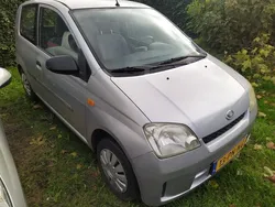 Grijs Gebruikt 2004 Daihatsu Cuore Hatchback | € 899 (Eerlijke prijs)