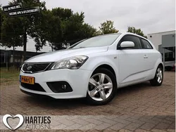Wit Gebruikt 2012 Kia ProCeed Hatchback | € 5.950 (Eerlijke prijs)