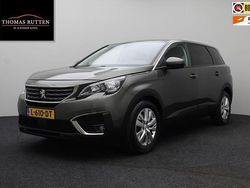 Grijs Gebruikt 2020 Peugeot 5008 SUV | € 15.750 (Super prijs)