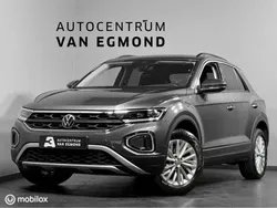 Grijs Gebruikt 2022 VW T-Roc Style SUV | € 28.999 (Goede deal)