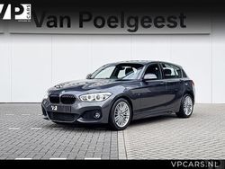Mineralgrau metallic (grijs metallic) Gebruikt 2019 BMW 118 Executive Hatchback | € 23.900 (Duur)