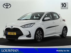 Wit Gebruikt 2021 Toyota Yaris Hybrid Hatchback | € 20.745 (Eerlijke prijs)