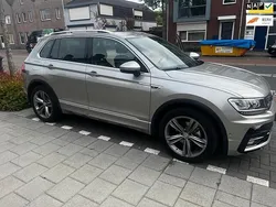 Grijs Gebruikt 2020 VW Tiguan Highline SUV | € 31.450 (Eerlijke prijs)