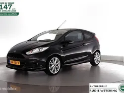 Zwart Gebruikt 2017 Ford Fiesta ST-Line Hatchback | € 8.950 (Eerlijke prijs)