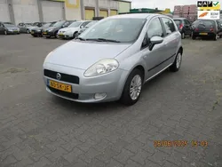 Grijs Gebruikt 2006 Fiat Grande Punto Hatchback | € 1.749 (Eerlijke prijs)