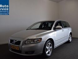 Grijs, metallic lak Gebruikt 2011 Volvo V50 Pro Stationwagen | € 5.900 (Goede deal)