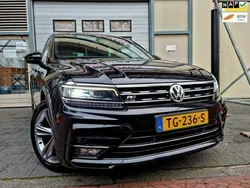 Zwart, metallic lak Gebruikt 2018 VW Tiguan R SUV | € 23.950 (Duur)