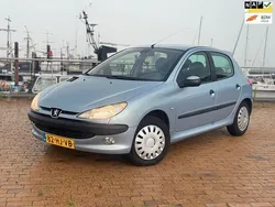 Grijs Gebruikt 2001 Peugeot 206 Hatchback | € 1.299 (Iets duurder)