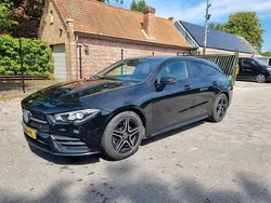 Zwart Gebruikt 2020 Mercedes CLA200 AMG line Stationwagen | € 16.950 (Eerlijke prijs)