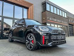 Zwart, metallic lak Gebruikt 2024 Mini John Cooper Works Countryman SUV | € 61.950 (Eerlijke prijs)