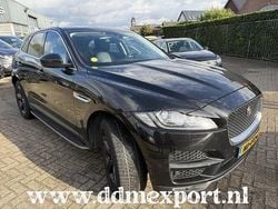 Zwart Gebruikt 2017 Jaguar F-Pace Portfolio SUV | € 7.999