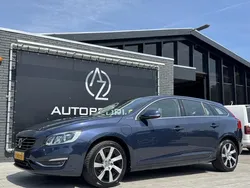 Blauw Gebruikt 2014 Volvo V60 Summum Stationwagen | € 5.950 (Goede deal)