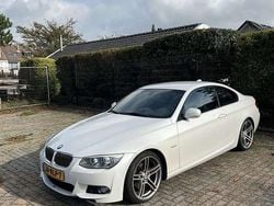 Wit Gebruikt 2011 BMW 320 M Sport Coupé | € 11.000 (Iets duurder)