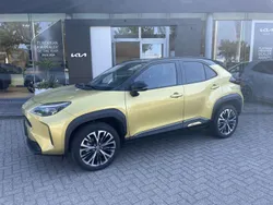 Geel Gebruikt 2024 Toyota Yaris Cross Executive SUV | € 35.945 (Duur)
