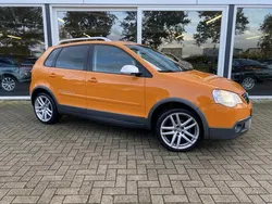 Oranje Gebruikt 2008 VW Polo Cross Hatchback | € 4.950 (Eerlijke prijs)