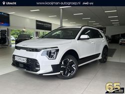 , metallic lak Gebruikt 2024 Kia e-Niro SUV | € 44.500 (Eerlijke prijs)
