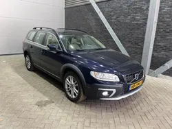 Blauw Gebruikt 2015 Volvo XC70 Summum SUV | € 19.900 (Eerlijke prijs)
