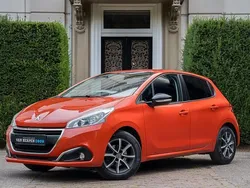 Oranje Gebruikt 2018 Peugeot 208 Hatchback | € 8.940 (Eerlijke prijs)
