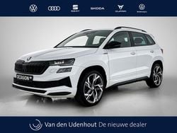 Wit Gebruikt 2022 Skoda Karoq SportLine SUV | € 33.940 (Eerlijke prijs)