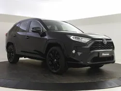 Zwart Gebruikt 2021 Toyota RAV4 Edition SUV | € 36.400 (Eerlijke prijs)
