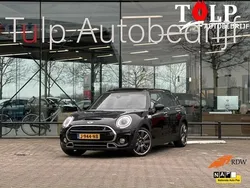 Zwart Gebruikt 2017 Mini Cooper Clubman Business Stationwagen | € 17.749 (Eerlijke prijs)