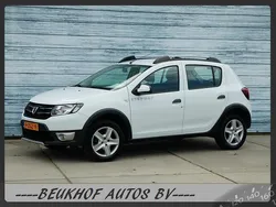 Wit Gebruikt 2015 Dacia Sandero Stepway Hatchback | € 6.950 (Goede deal)