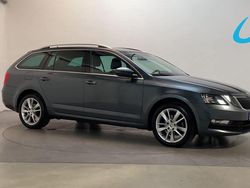 Grijs Gebruikt 2020 Skoda Octavia Business Line Stationwagen | € 14.650 (Goede deal)