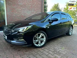 Zwart Gebruikt 2017 Opel Astra Edition Stationwagen | € 11.999 (Eerlijke prijs)