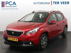 Rood Gebruikt 2017 Peugeot 2008 SUV | € 9.900 (Eerlijke prijs)