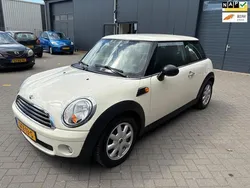 Wit Gebruikt 2009 Mini ONE Business Hatchback | € 4.999 (Eerlijke prijs)