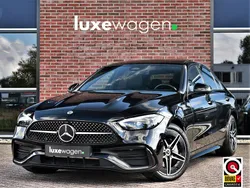 Zwart Gebruikt 2022 Mercedes C300e AMG line Sedan | € 39.900 (Goede deal)