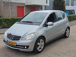 Grijs Gebruikt 2010 Mercedes A160 Business MPV | € 1.650 (Iets duurder)