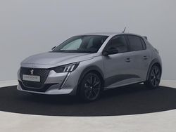 Grijs Gebruikt 2023 Peugeot 208 GT-line Hatchback | € 20.700 (Eerlijke prijs)