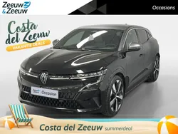 Zwart Gebruikt 2023 Renault Mégane Techno Hatchback | € 31.935 (Eerlijke prijs)