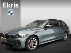 Blue ridge mountain metallic (blauw metallic) Gebruikt 2021 BMW 320 Comfort Edition Stationwagen | € 31.900 (Goede deal)