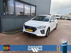 Wit Gebruikt 2019 Hyundai Ioniq Premium Hatchback | € 16.450