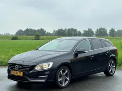 Zwart Gebruikt 2014 Volvo V60 Momentum Stationwagen | € 9.399 (Iets duurder)