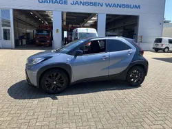 Grijs Gebruikt 2024 Toyota Aygo Premium Hatchback | € 23.995 (Iets duurder)