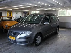 Grijs Gebruikt 2007 VW Touran MPV | € 3.799 (Eerlijke prijs)